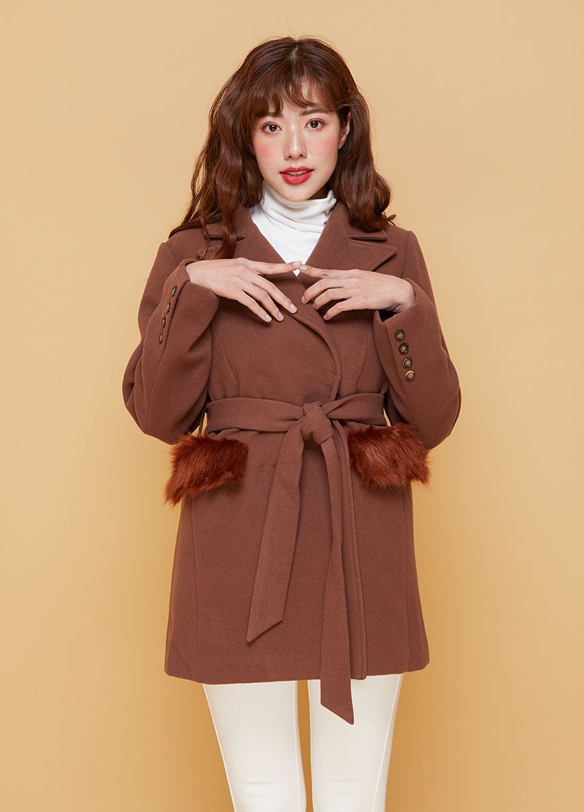 1043 Mini Coat Pocket Fur