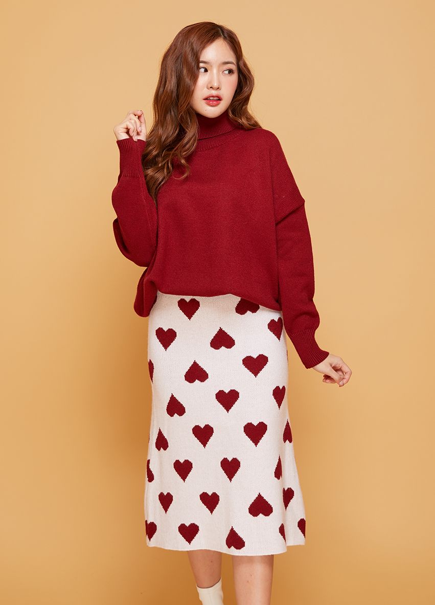 824 Turtleneck & Knitting Heart Skirt