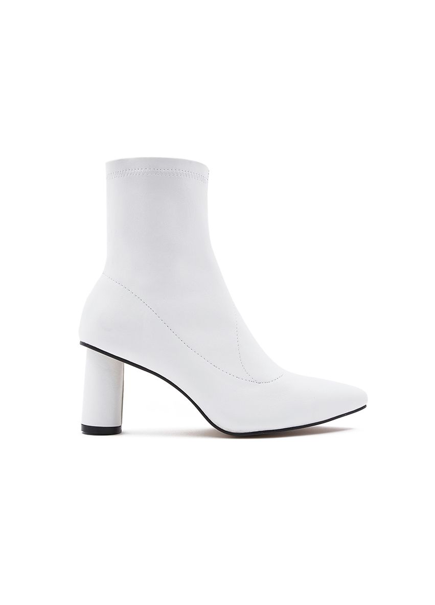 858 Circle Heel Ankle Boots