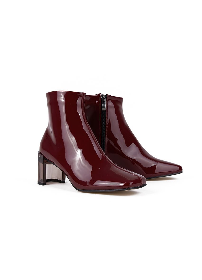 910 Glossy Ankle boots