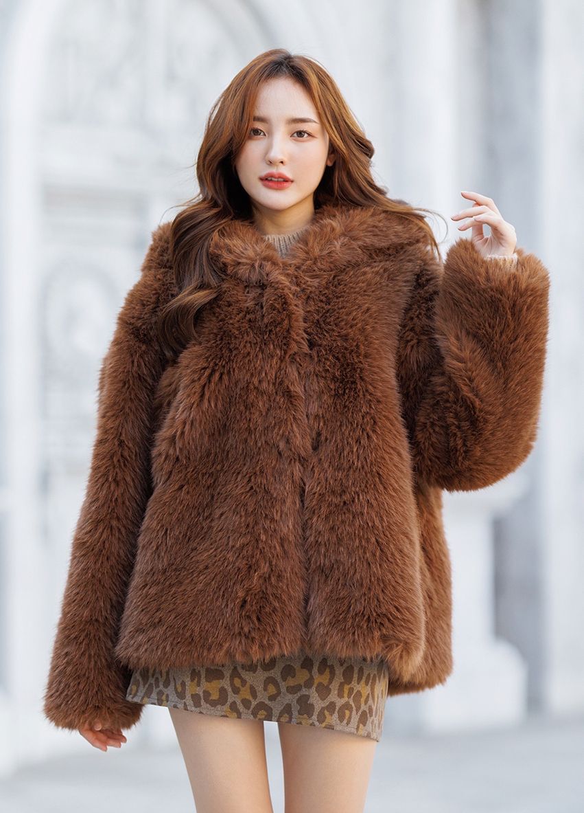 C1223 Fur coat with hood 