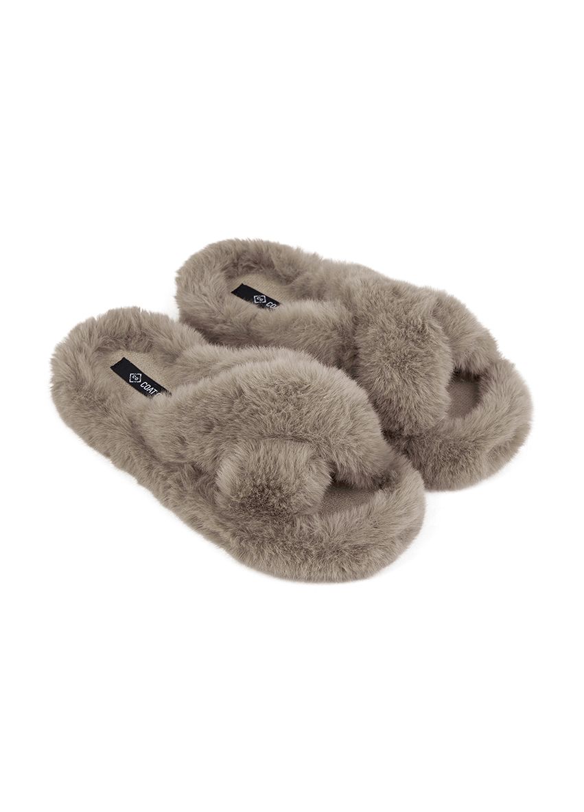 CO0226 FLUFFY SLIPPERS
