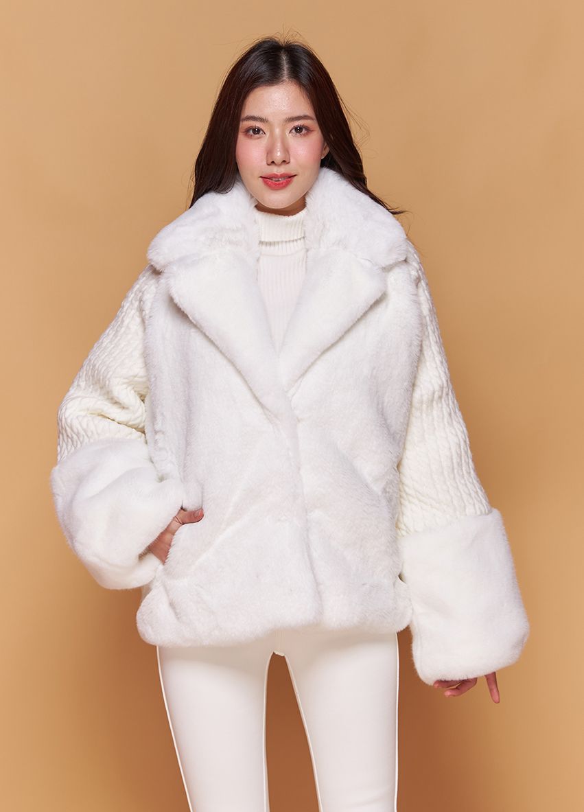 CO0284 CHUBBY COAT WITH KNITTING