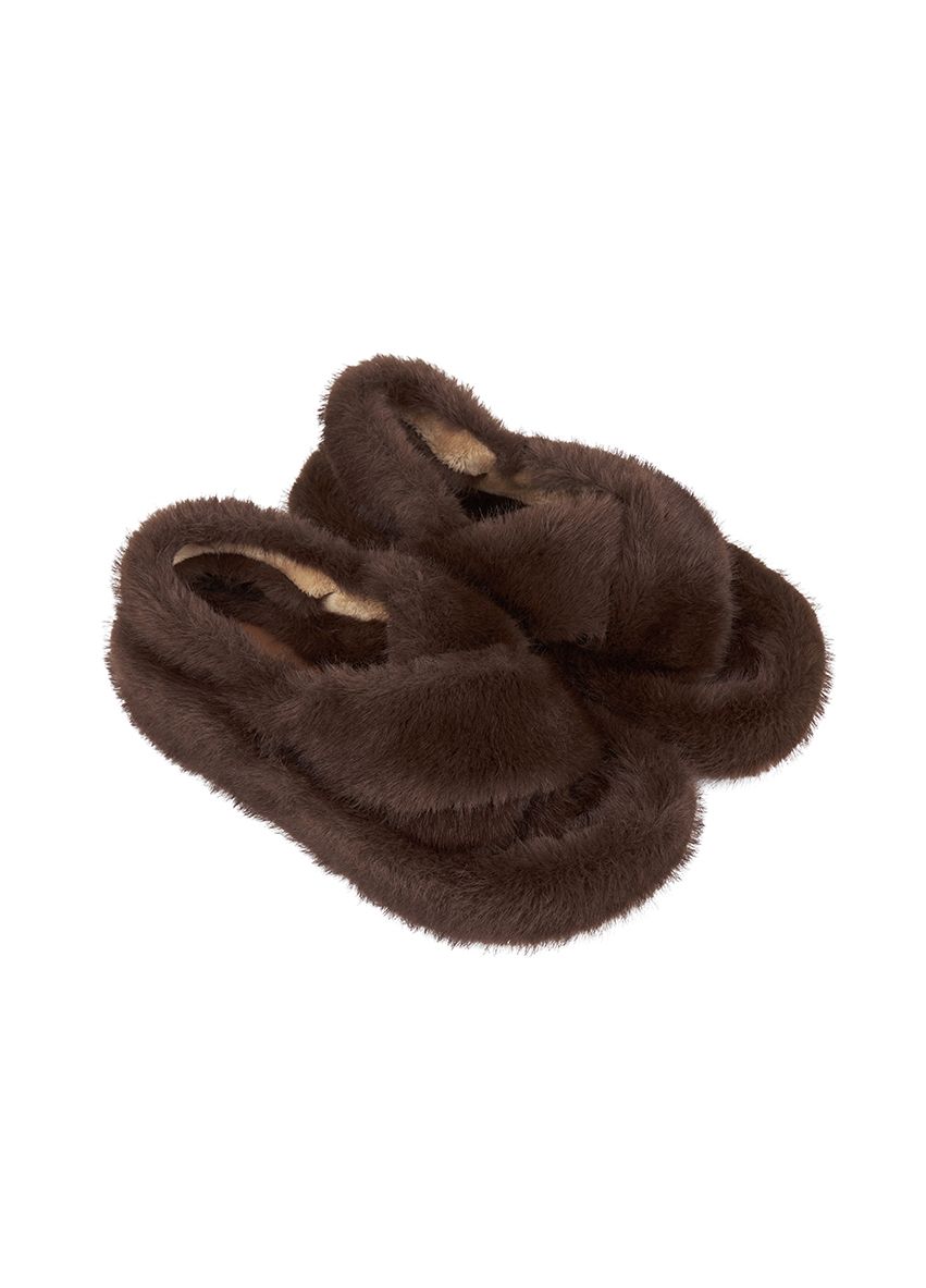 CO0540 FLUFFY SLIPPERS