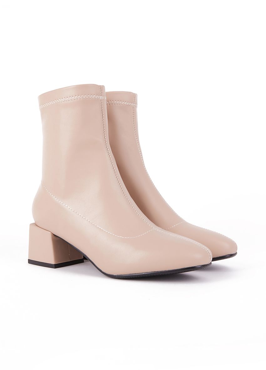 FC001 Classic Mid Heel Ankle Boots